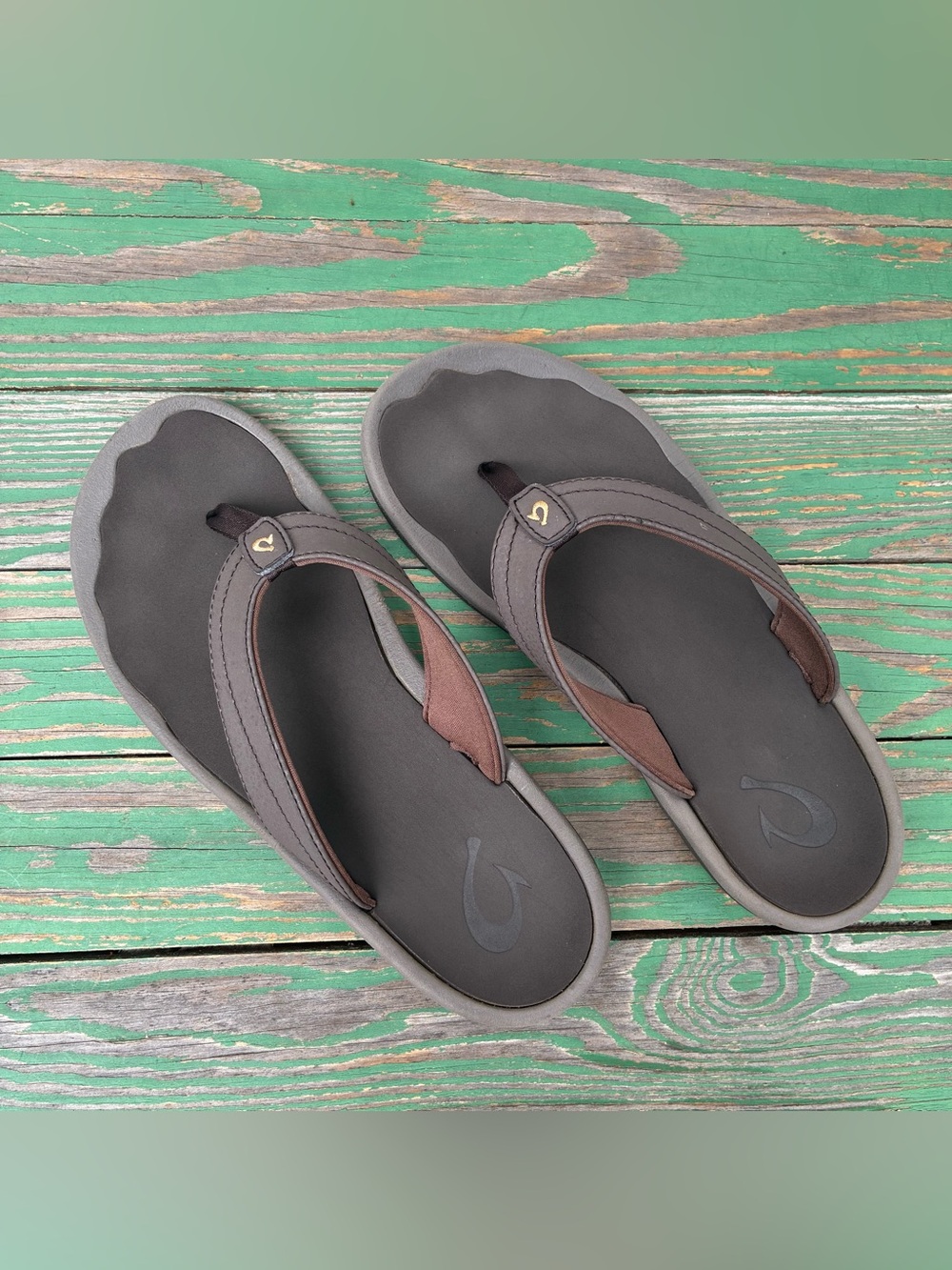 OluKai OHANA Womens Sz 8 Slip On Thong Sandals Brown Flip Flop Beach Summer - Picture 10 of 16